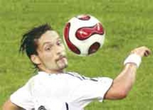 Kuranyi Fener yolunda