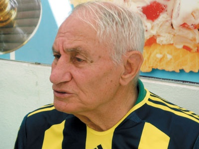 Fenerbahçeli Lefter yoğun bakımda