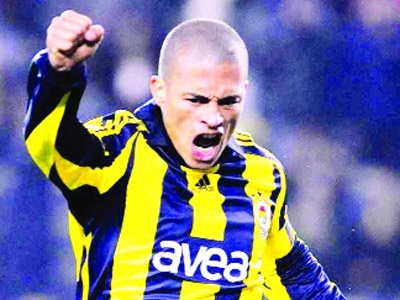 Lugano, Cristian ve Emre kritik