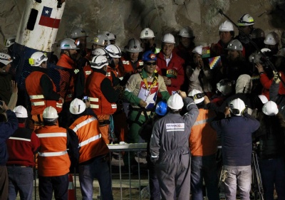 69 gün sonra Şili'deki madenciler kurtarılıyor