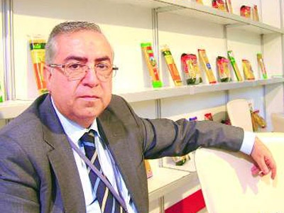 Makarnacı liderliğe talip