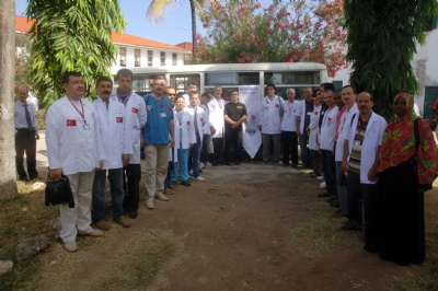 Gönüllü doktorlar Tanzanya yolunda