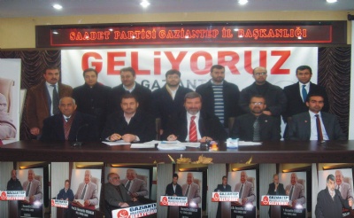 Merhum Necmettin Erbakan, Gaziantep'te de anıldı 