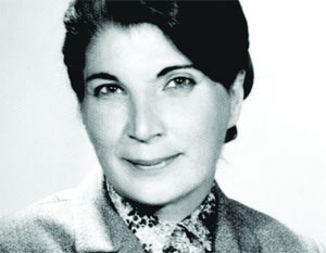 Frak yerine fırfırlı gömlek giyecekler