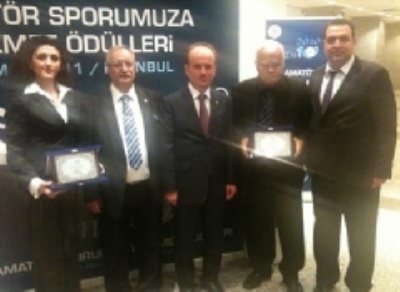2010 EN 10 ÖDÜLLERİ'nde Adana'ya iki dalda ödül ve