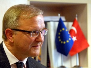 Rehn: 301 gecikmeden değişmeli