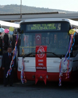 İzmir'e 600 yeni otobüs