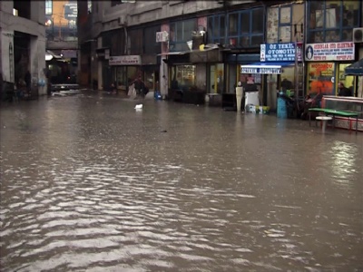 Büyük İstanbul Otogarı sular altında kaldı (Foto)