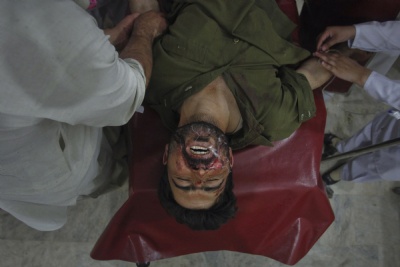 Pakistan'da intihar saldırısı: 22 ölü