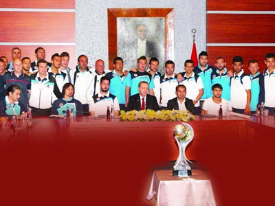 Patronlar kulübü
