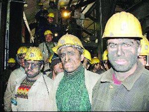Erdoğan maden  ocağına iniyor