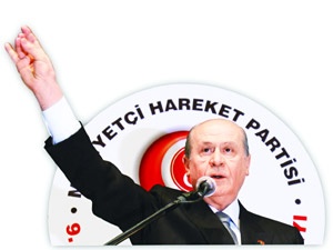 Rakipsiz yarışın galibi Bahçeli