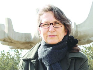 Prof. Dr. Elisabeth Özdalga: Güç kaybedenler rahat