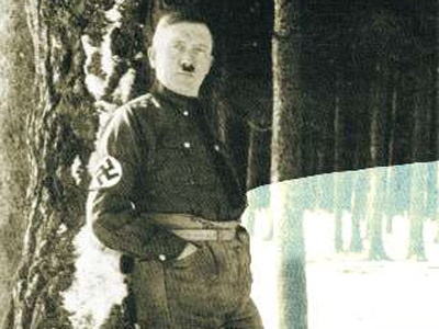 Sahibinden  yasaklı Hitler