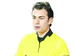 Hâlâ hakemlik yapıyor