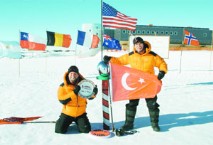 Sıfır noktasını sallayan Türkler