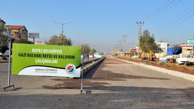 Kepez Belediyesi çevre yolunu güzelleştiriyor