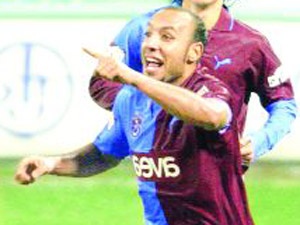 Trabzonspor  Ayman ile  yollarını ayırdı