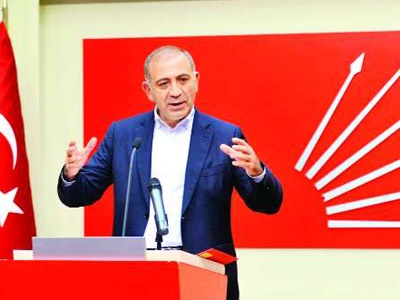 Tekin'in önerisi CHP'yi karıştırdı