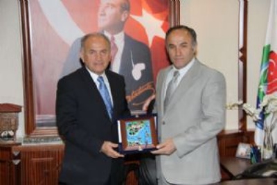 Topbaş'dan Vali Hacımüftüoğlu'na ziyaret