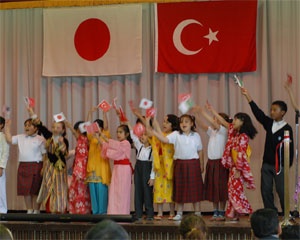 Japonya'da Türk okulu sevinci