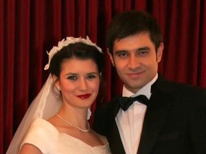 Yasemin ve Ahmet evleniyor