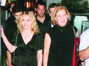 Tel Aviv'de Madonna rüzgarı