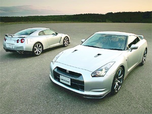 Nissan'ın Autoshow Fuarı'ndaki sürprizi 'GT-R'