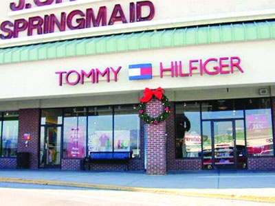 Tommy Hilfiger markası 3 milyar dolara satıldı