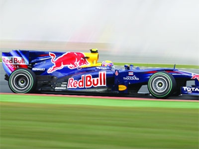 İngiltere'de zafer Red Bull'dan Mark Webber'in