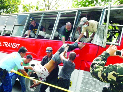 Otobüste bombalı katliam