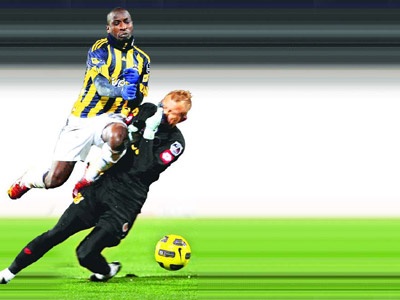 Yarışta önde olana yakıştırma yapılıyor