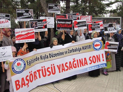 Yasağı protestoda istifa çağrısı