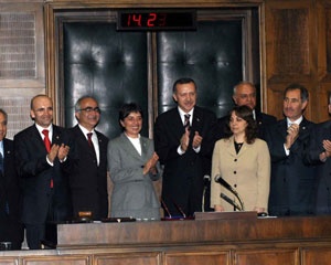 Cemaatçi siyaseti aşmak ya da AK Parti adayları