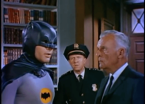 1981 Bat Man
Bat- Man ilk defa 1939 yılı Mayıs ayında Detective Comics'in 27. sayısında çizilen bir çizgi roman süper kahramanıdır. Çizer Bob Kane ve yazar Bill Finger tarafından yaratılmıştır. Ancak çizgi romanlarda yaratıcısı olarak sadece Bob Kane'in adı geçer. İlk çizildiği zamandan bu yana Batman en çok bilinen süper kahramanlardan biri olan Bat-Man "The Dark Knight" (Kara Şövalye), "The Caped Crusader" (Pelerinli Haçlı) ve "Worlds Greatest Dedective" (Dünyanın En İyi Dedektifi) olarak herkesi yenen adam olarak bilinir. Halk arasında en meşhur sözü "Because I'm Batman" “Çünkü Ben Batman'im!” dir. Batman'in kişiliği, karakter geçmişi, görsel tasarımı ve ekipmanı da aralarında The Mask of Zorro, The Bat ve Dracula gibi filmlerden, The Shadow, The Phantom, Sherlock Holmes, Dick Tracy, Jimmie Dale, The Green Hornet ve Spring Heeled Jack gibi karakterlerden ve Leonardo Da Vinci'nin bir "uçan makine" çiziminden esinlenmiştir. İlk Batman filminin hazırlıkları 1979 yılında başladı. Benjamin Melniker ve Michael Uslan filmi teklif ettikleri ilk üç stüdyodan (Columbia Pictures, United Artist ve Universal Pictures) olumsuz yanıt aldı. 1981'de Warner Bros. şirketi filmi çekmeyi kabul etti.

İlk çekilen Batman filmini Tim Burton yönetti. Devam filmi Batman Dönüyor'u da yöneten Burton, Batman Daima'da yerini Joel Schumacher'e bıraktı. Schumacher'in yönettiği devam filmi Batman & Robin'in başarısızlığından sonra, beşinci bir film daha çekmeyi planlayan Warner Bros. şirketi seriyi bitirme kararı aldı. Yedi yıl sonra yeni bir film için hazırlıklara başlandı ve yönetmenliğe Christopher Nolan getirildi. Batman Başlıyor filmi finansal ve eleştirel olarak başarılı olunca Nolan'ın yönettiği Kara Şövalye adlı devam filmi çekildi.