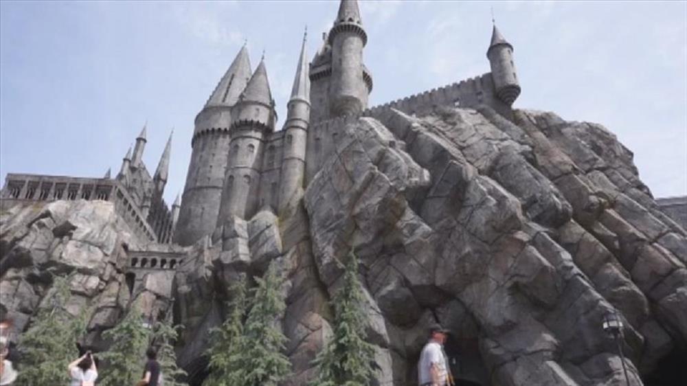 Harry Potter Oyuncuları Yeniden Bir Araya Geliyor Return To Hogwarts Fragmanı Yayınlandı 9642