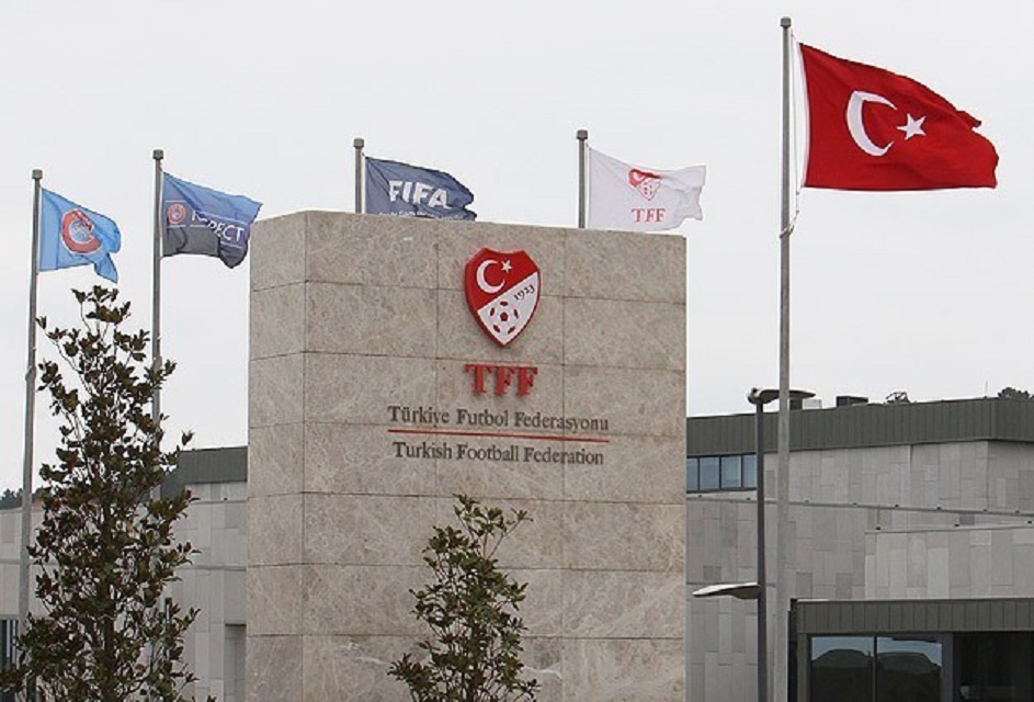 tff den teknik direktorler icin flas