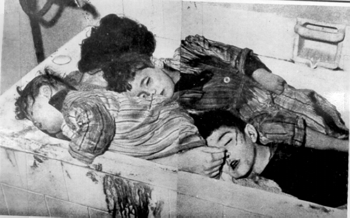 Muratağa, Sandallar ve Atlılar Katliamı (1974)
Kıbrıs Türklerine karşı 14 Ağustos 1974 tarihinde Rum EOKA-B örgütü tarafından yapılan katliamdır. 1690 yılına göre Muratağa, Sandallar ve Atlılar köyünün nüfus kayıtları 248 kişiydi. 14 Ağustos günü, katliamda en genci 16 günlük, en yaşlısı ise 95 yaşında olmak üzere 126 Türk öldürülmüştür.

 Birleşmiş Milletler tarafından "insanlığa karşı bir suç" olarak nitelenen katliamda otomatik tüfekler ve kesici aletler kullanılmıştır.

 Katliamın Türk birlikleri tarafından keşfi ve cesetlerin bulunması 1/2 Eylül 1974 tarihinde gerçekleşmiştir.
