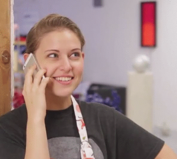 Bitmeyen konu değerlendirmeleri, telefon konuşmalarıyla taçlandırılır.

                                    
                                    
                                
                                