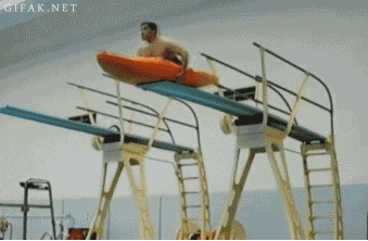 Ne yaparsan yap, ortamlarda artistlik yapma!