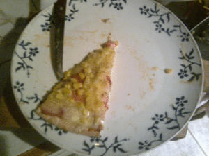 Yemeyin tadını çıkarın
Yavaş olmak için lokmalarınızı küçültün, çatal bıçak kullanın. Her şeyden önce yavaş çiğneyin ve yemeklerin tadını hissetmeye çalışın.