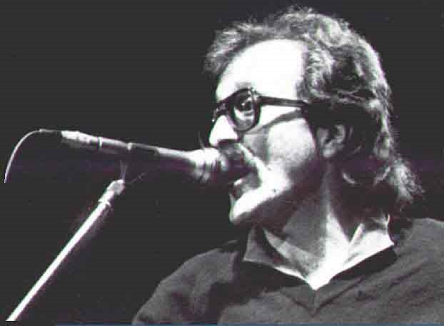 Cem Karaca Kasitli Olarak Vatandasliktan Cikarildi