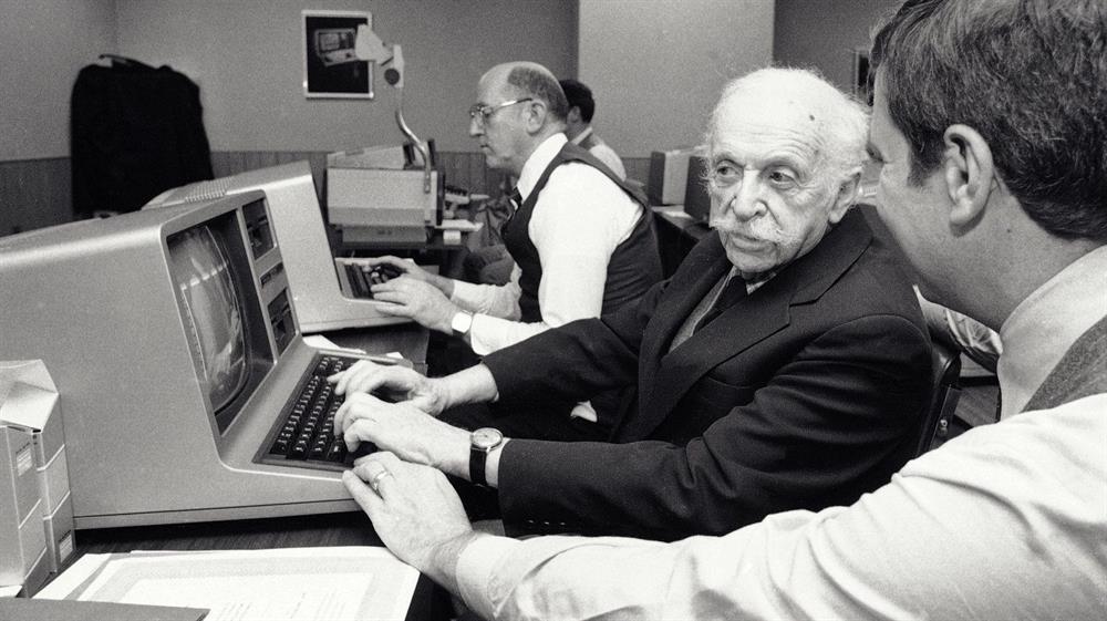 Tüketim çılgınlığının mimarı: Edward Bernays