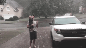 İlk kez yağmur gören tatlı çocuk

                                    
                                    
                                
                                