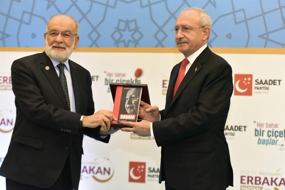 1 - Erbakan'ı anma gecesinde Kılıçdaroğlu süprizi