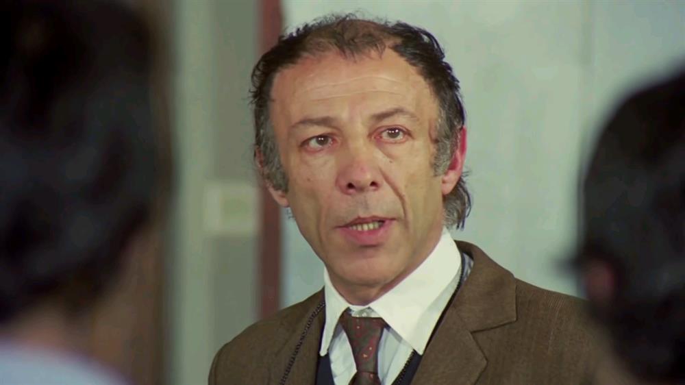 Münir Özkul hayatını kaybetti