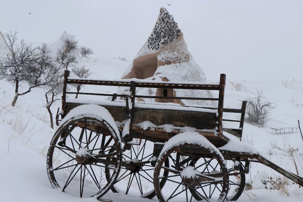 Snowfall in Turkey's Nevşehir