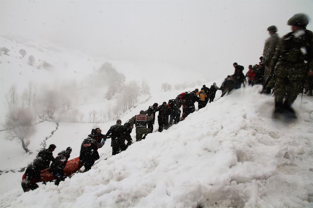Bus accident kills six, injures 29 in Turkey's Muş