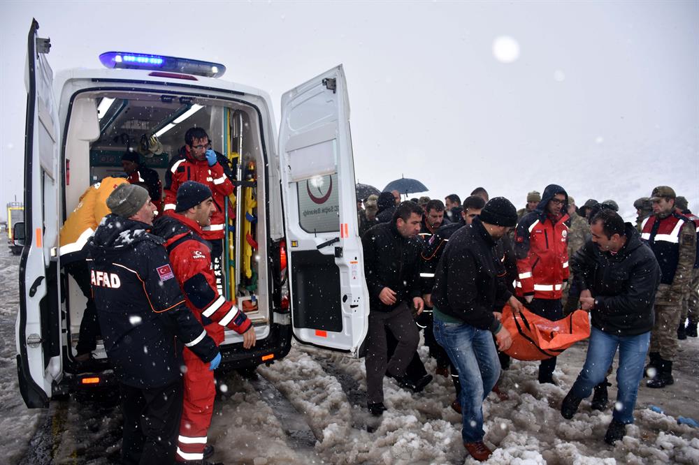 Bus accident kills six, injures 29 in Turkey's Muş