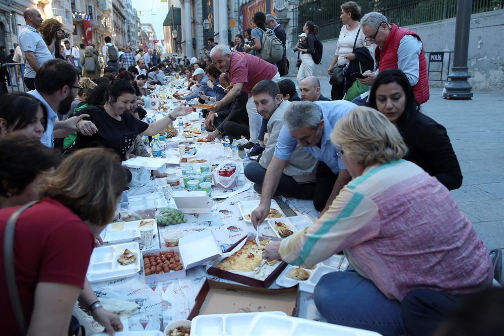 Iftar on the first day of Ramadan 